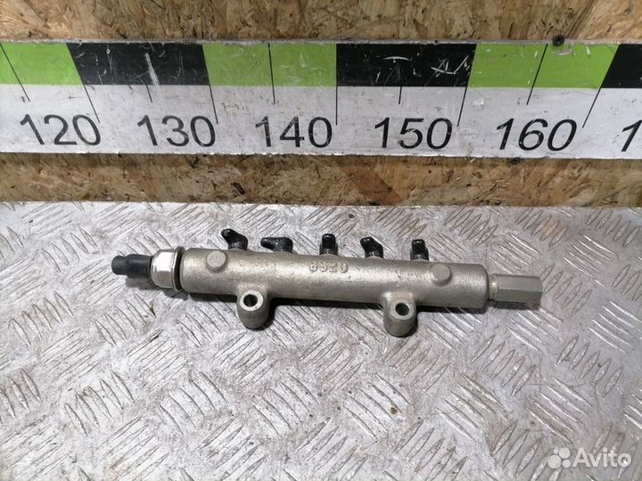 Рейка топливная рампа Mitsubishi L200 KB