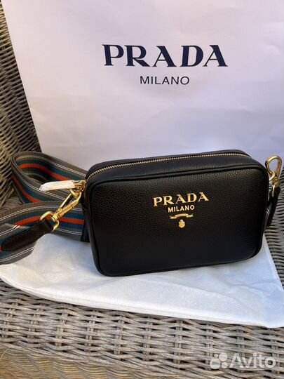 Сумка Prada оригинал с чеком из Испании