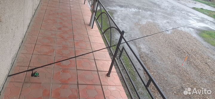 Поплавочная удочка в сборе