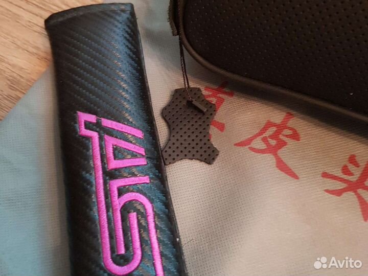 Накладки на пороги Forester подушки 3.500