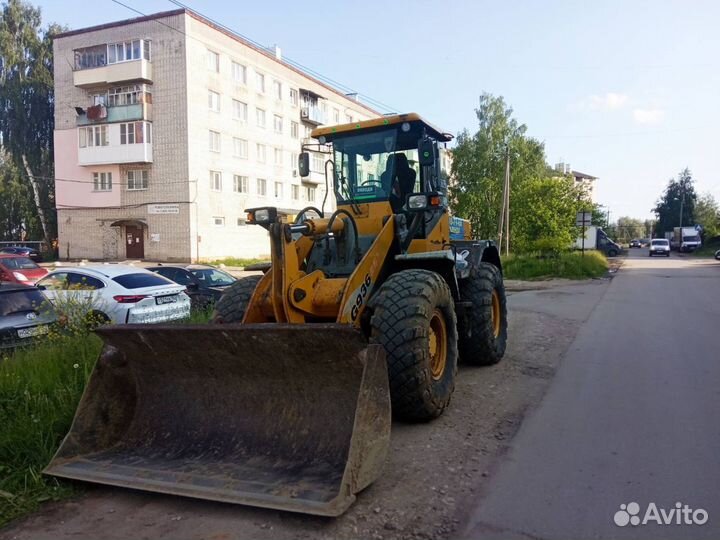 Аренда,услуги фронтального погрузчика