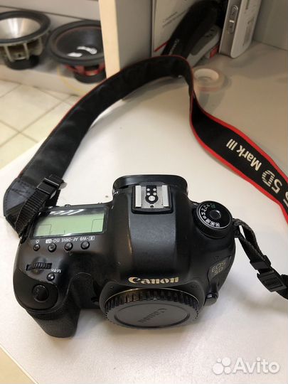 Зеркальный фотоаппарат canon eos 5D mark 3