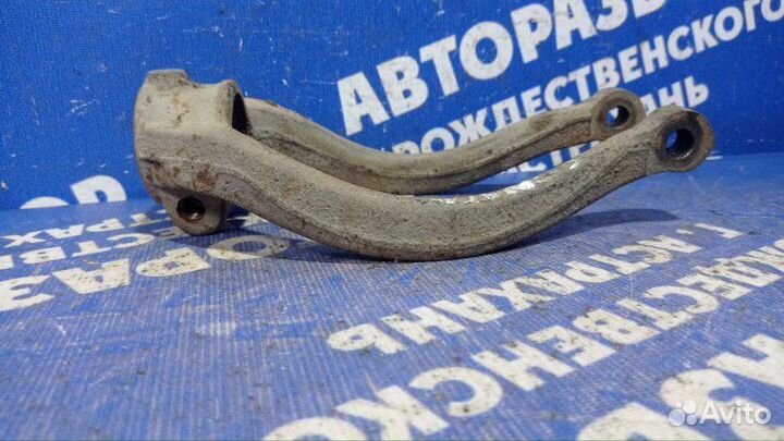 Передний левый рычаг Hyundai Sonata 4 седан G4GC