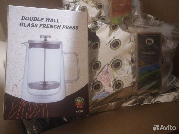 Чайник и чай к нему