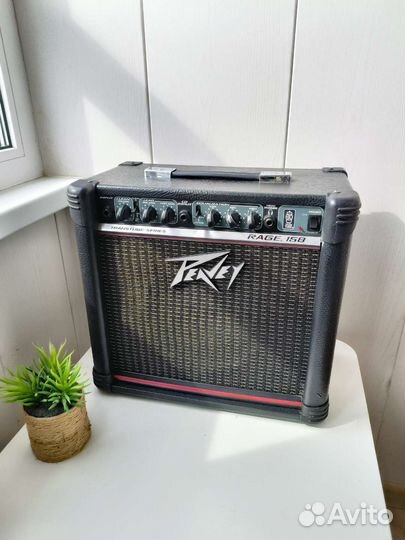 Гитарный комбоусилитель Peavey Rage 158