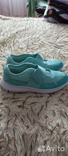 Кроссовки для девочки