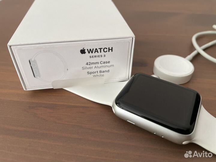 Apple watch series 3 42mm silver aluminum