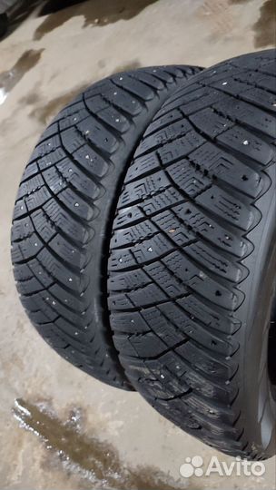 Goodyear Ultragrip Ice Arctic 205/60 R16 92T