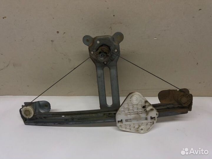 Стеклоподъемник задний правый Renault Logan 1 SR