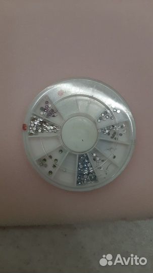 Стразы для декора ресниц, ногтей и т.д