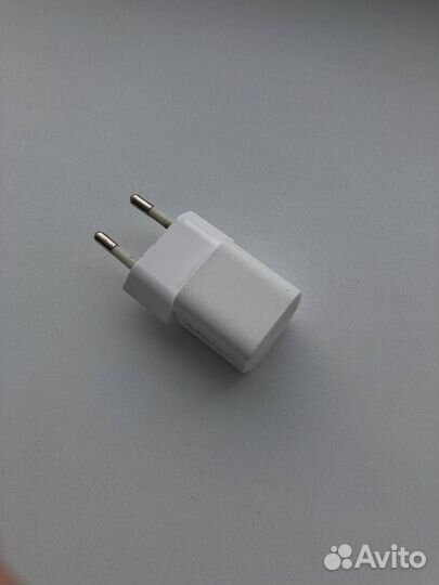 Зарядка на iPhone 20w