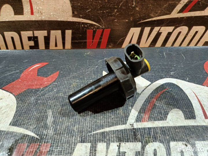 Крышка бачка тормозной жидкости Renault Symbol 1