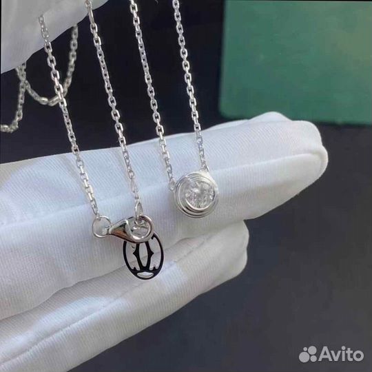 Золотое колье Cartier Diamants Légers 0,27ct