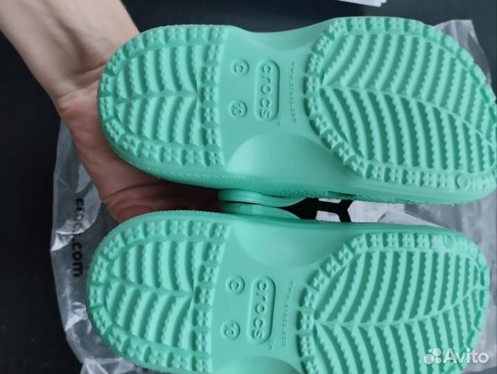 Сабо новые crocs c10