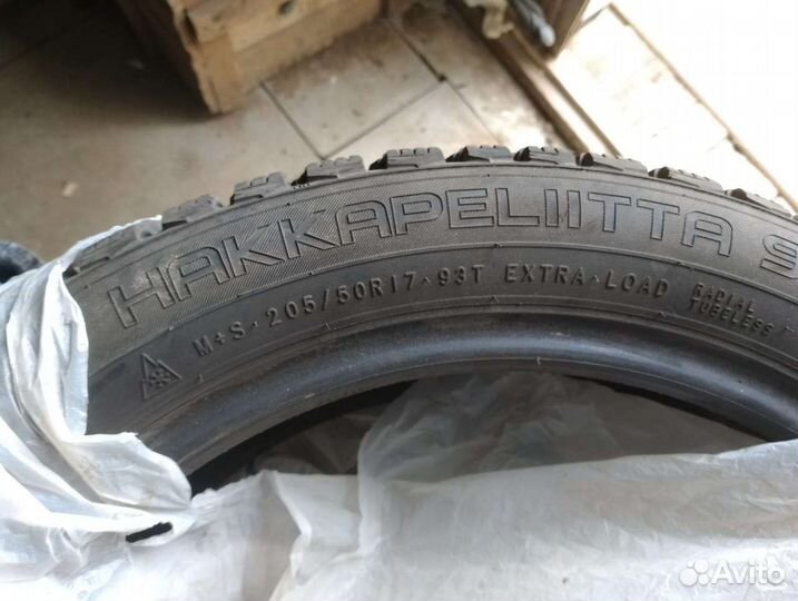 Nokian Tyres Hakkapeliitta 9 205/50 R17