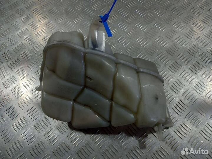 Бачок расширительный Audi A8 D4/4H 2012 4H0121403J