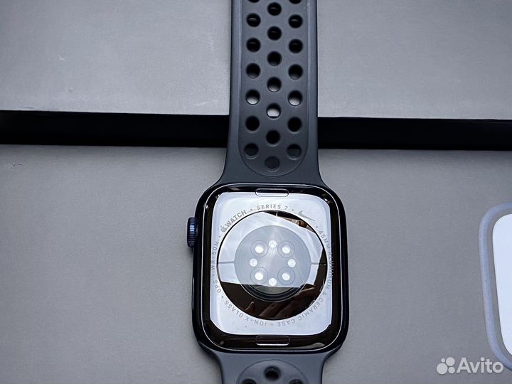 Apple watch 7 45 nike отличные