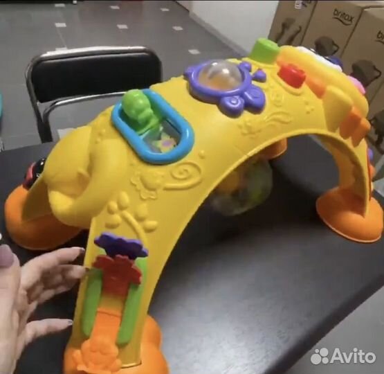 Развивающий столик fisher price