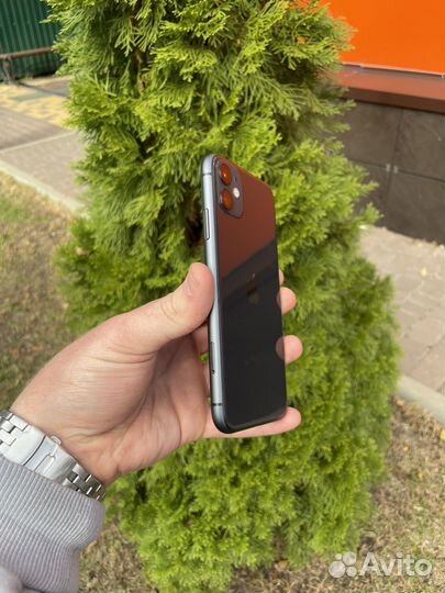 iPhone 11, 128 ГБ