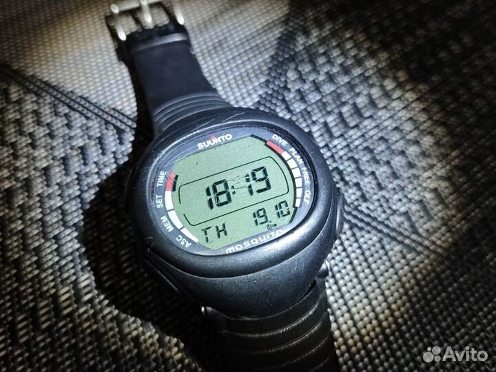 Компьютер для дайвинга suunto mosquito