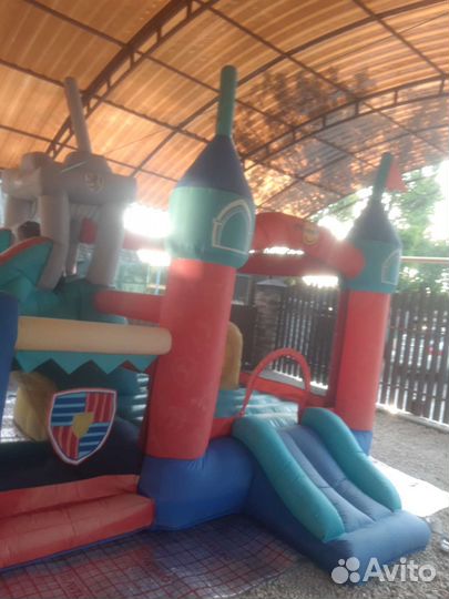 Детский надувной батут с горкой