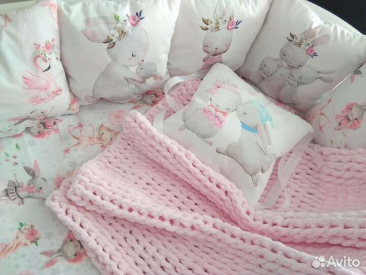 Комплект бортиков в детскую кровать