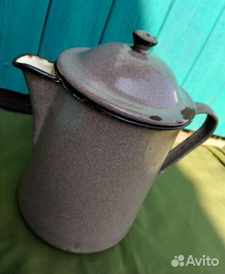 Старинный чайник эмалированный 3 л