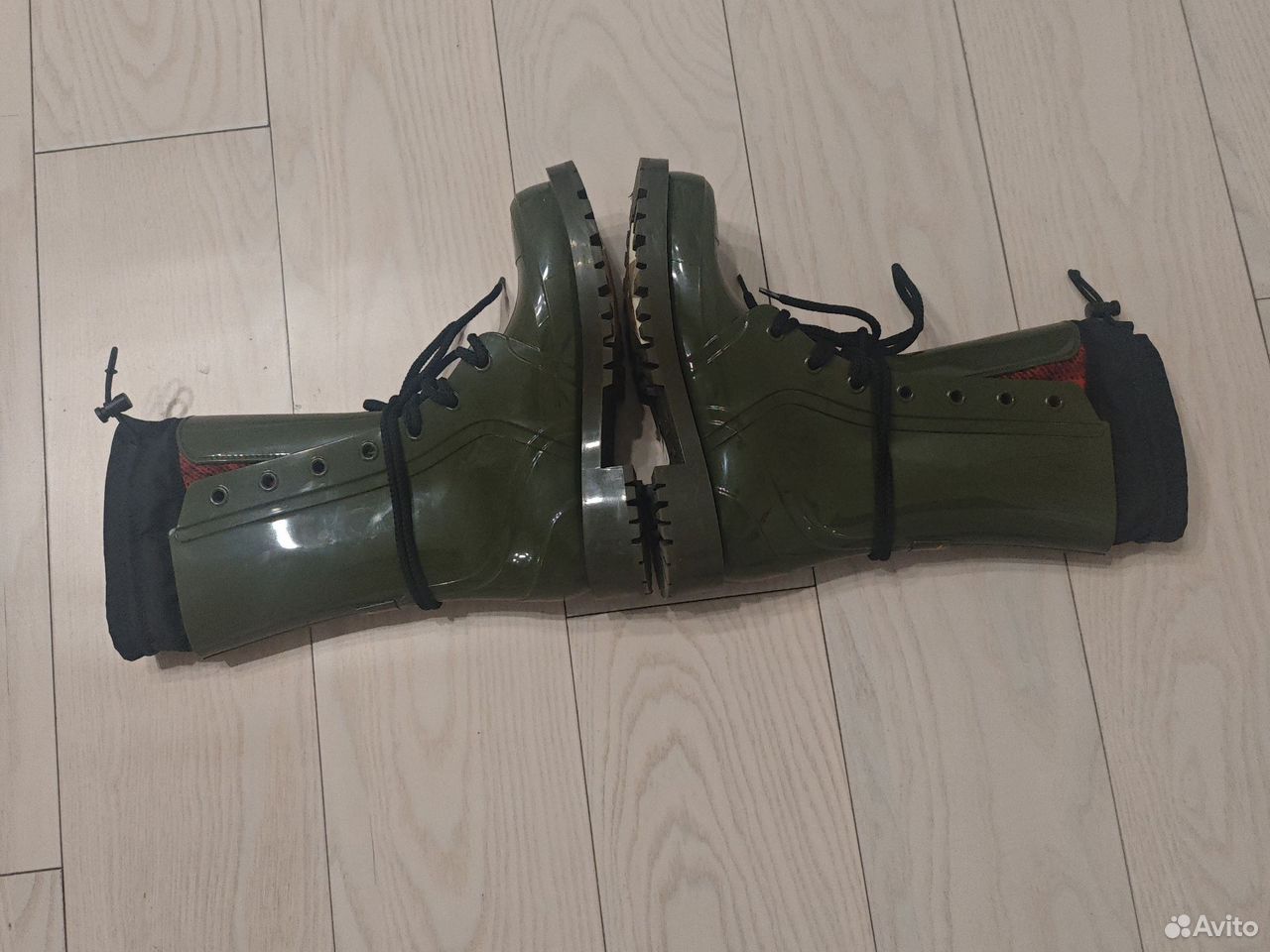 Сапоги Dior, Коммунарка