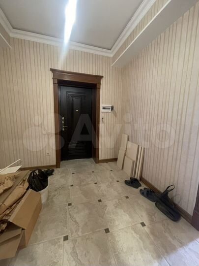 4-к. квартира, 200 м², 5/6 эт.