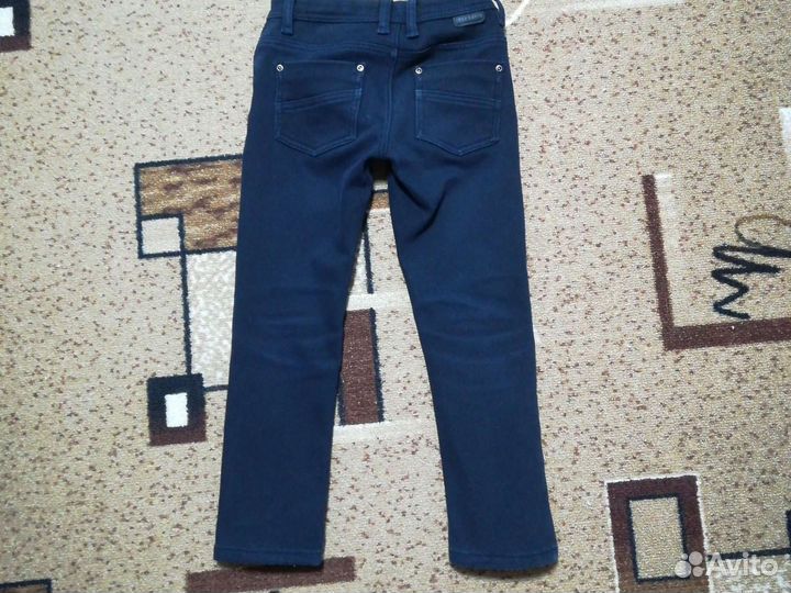 Джинсы