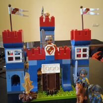Lego duplo замок