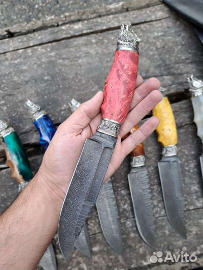 Нож из дамасской стали