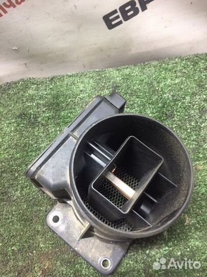 Датчик массового расхода воздуха Mitsubishi