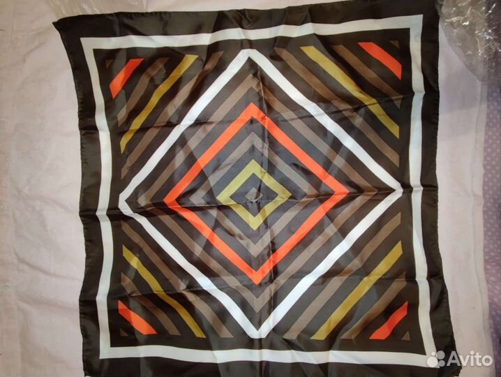 Платки на шею,шарфы легкие