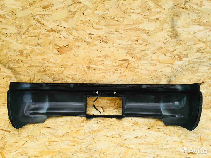 Бампер задний Toyota Carina ED T200 Зелёныйцарапин