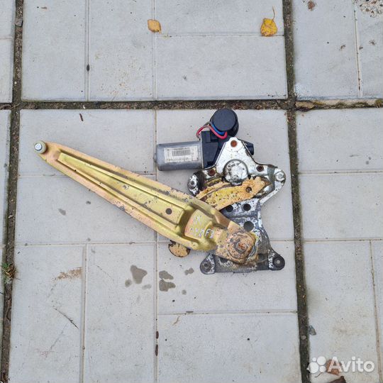 Стеклоподъемник электр. задний левый Byd F3