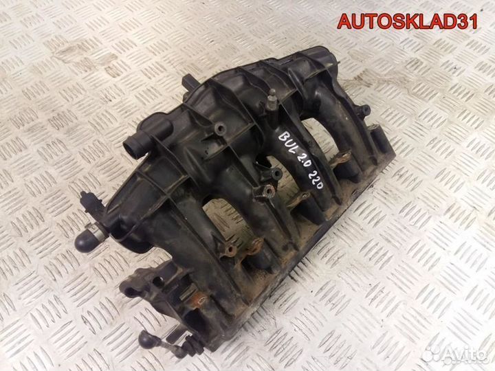 Коллектор впускной Audi A4 B7 2.0 BUL 06F133201N