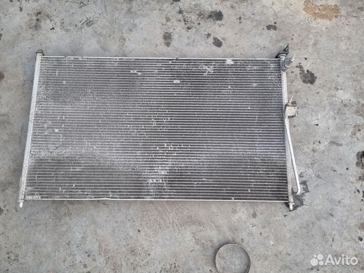Радиатор кондиционера Nissan Serena C25 MR20DE
