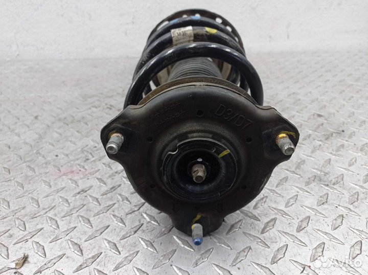 Амортизатор передний R Kia Sportage 4 QL