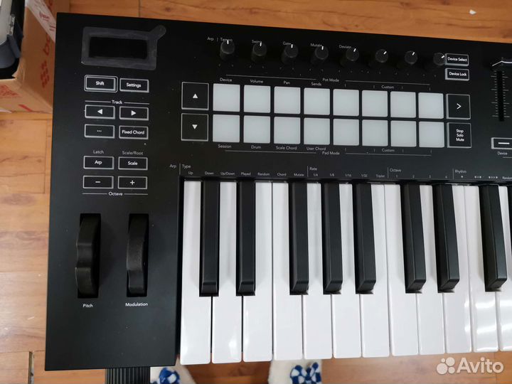 Midi-клавиатура 49 Novation Launchkey 49 MK3