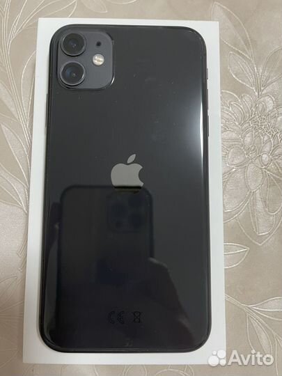 Телефон iPhone 11