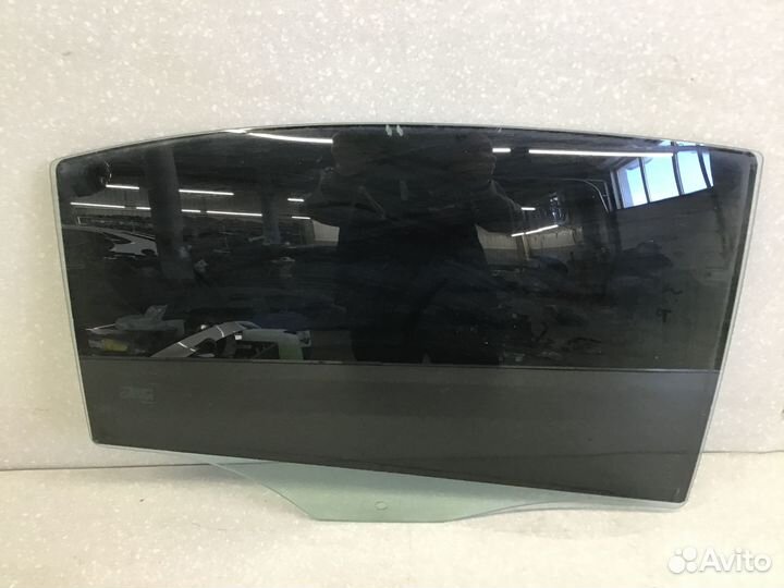 Стекло двери задней правой Geely emgrand EC7 2008