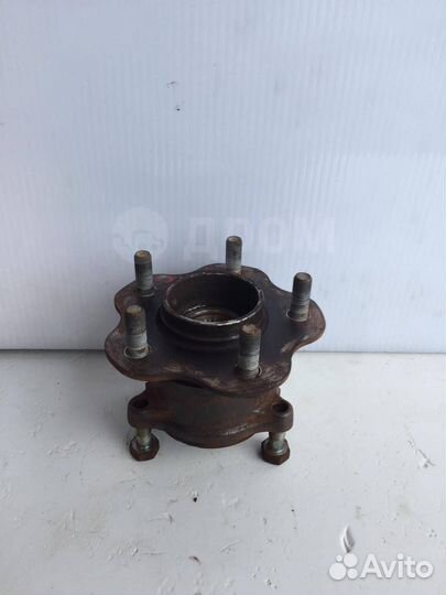 Ступица задняя левая правая на Infiniti Fx35 Fx45