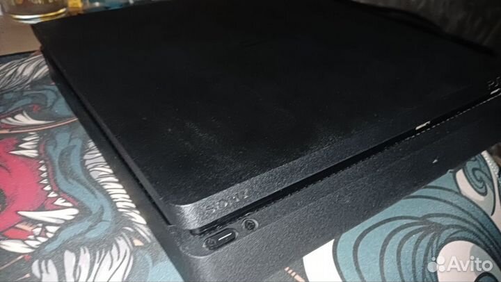 Ps4 slim 1tb + ps plus