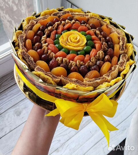 Букет из сухофруктов