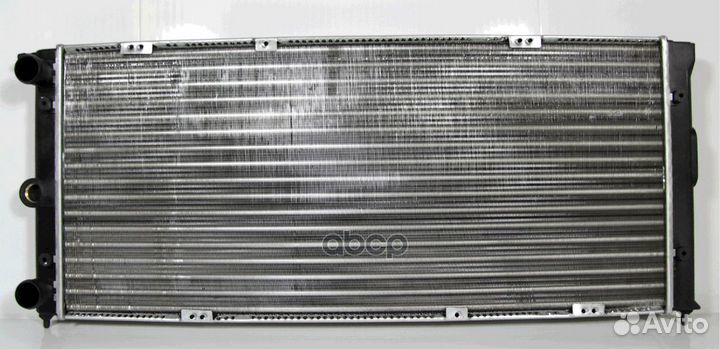 10-25196-SX радиатор системы охлаждения VW Pas