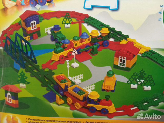Детский конструктор железная дорога