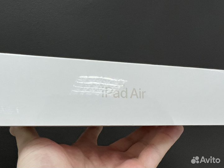 Комплект iPad Air 5 (2022) 64 Gb + Magic Keyboard