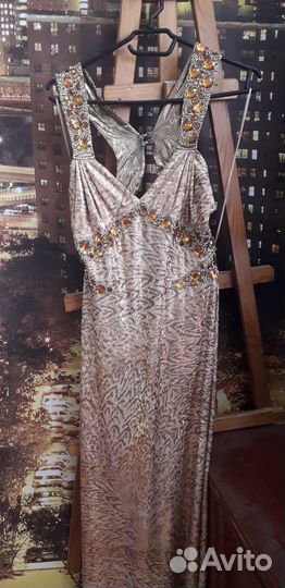 Платье золотое