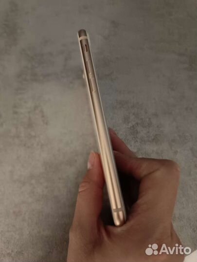 Телефон iPhone 8 64 gb
